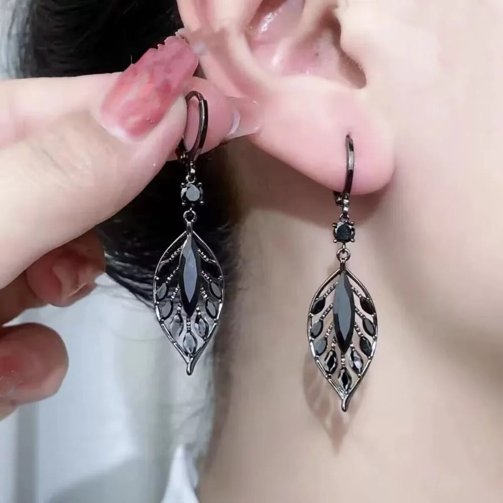 Retro Black Hollow Crystal Leaf Drop Earrings Korean Dangle Jewelry