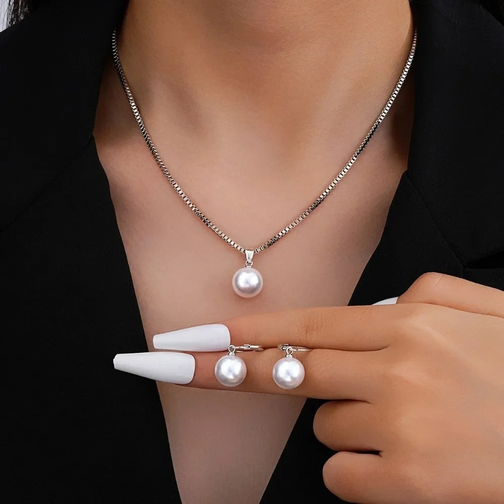 Elegant Necklace and Pendant Set with Imitation Pearl Earrings Vintage Jewelry Perfect Gift for Valentine's Day, Mother's Day