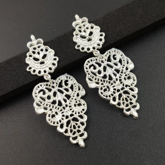 Hollow Carved Flower Drop Earrings for Women Black Gold Statement Jewelry