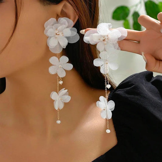 White Fabric Flower Dangle Earrings for Women Gold Plated Long Tassel Dangle Earrings with Acrylic Beads