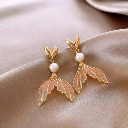 Elegant Sweet Gradient Fishtail Pearl Earrings for Ladies Party