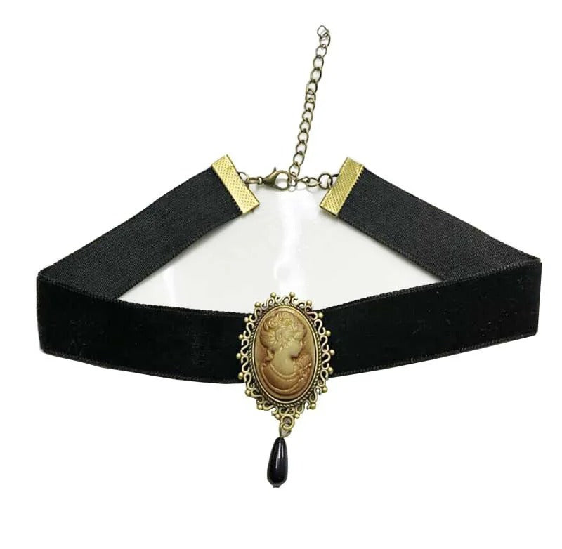 Gothic Retro Black Victorian Cameo Choker Pearl Bead Velvet Pendent Necklace for Women and Girls