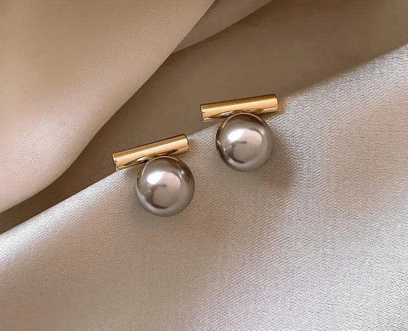 New French Minimalist Grey Imitation Pearl Pendant Earrings 2025 Fashion Jewelry Daily Wear Accessories for Girls Women‘s Party