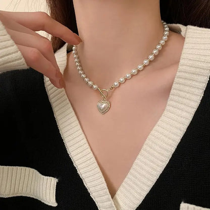 Elegant Pearl Necklace For Women Heart Pendant Necklaces Luxury Imitation Pearls Chain Necklaces Jewelry Girls Gifts
