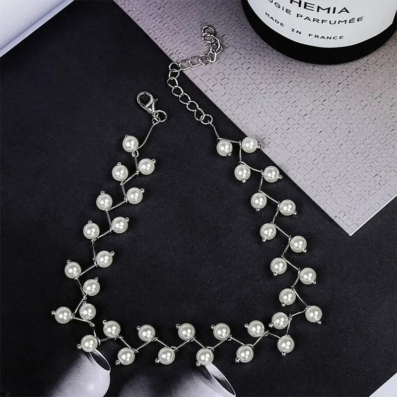 2025 New Arrivals Hot Fashion Black Crystal Necklace Simple Cross Strand Beaded Chokers Necklaces Women Jewelry