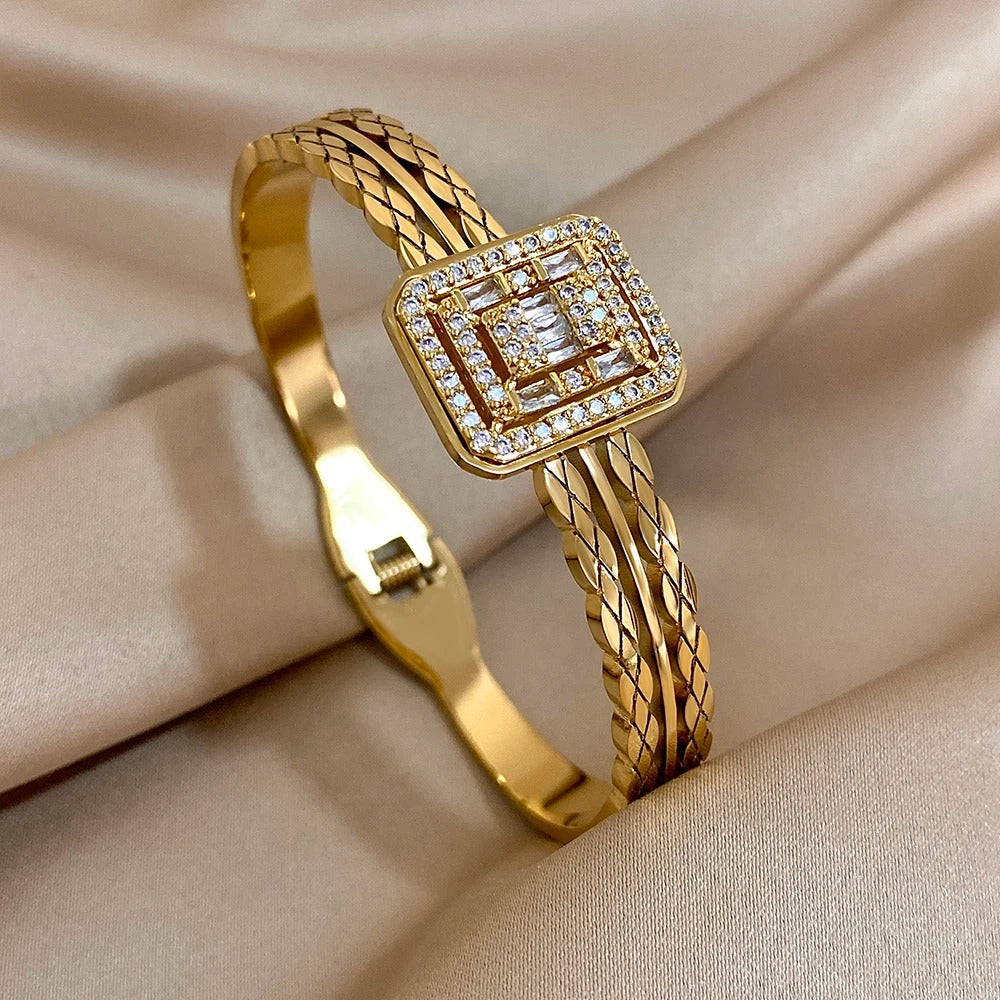 Gold-Plated Chunky Stainless Steel Cuff Rhinestone Multilayer Bracelet