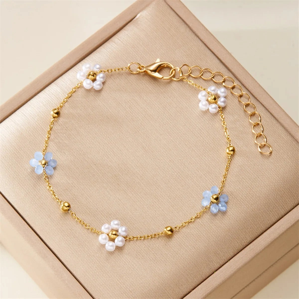 Sweet Imitation Pearl Flower Bracelet Jewelry Set for Women's Hand Neck Fashion Metal Chain Necklace Boho Accessories Gifts