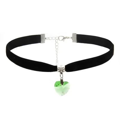 New Fashion Women Velvet Choker Heart Crystal Pendant Necklaces For Women Jewelry Female Black Ribbon Necklace Party Gift
