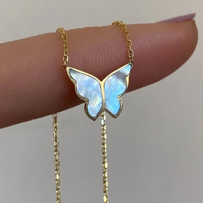 Trendy Stainless Steel Pendant Necklace Shell Inlay Exquisite Shinny Necklace for Women Waterproof Jewelry Gift