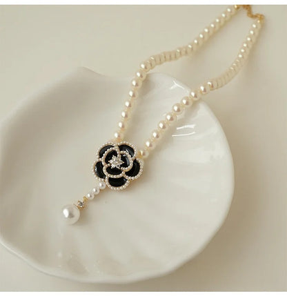 Charm Pearl Beaded White Camellia Flower Pendant Necklace for Women New Korea Fashion Collarbone Chain Jewelry Accessories Gift