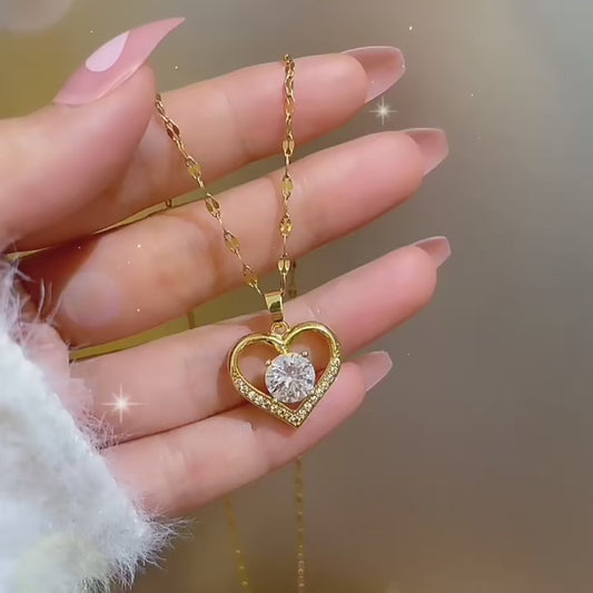 Artificial Gems Heart Pendant Necklace for women 2022 Golden Stainless Steel Lips Neck Chain Female Necklaces Jewelry for Girl