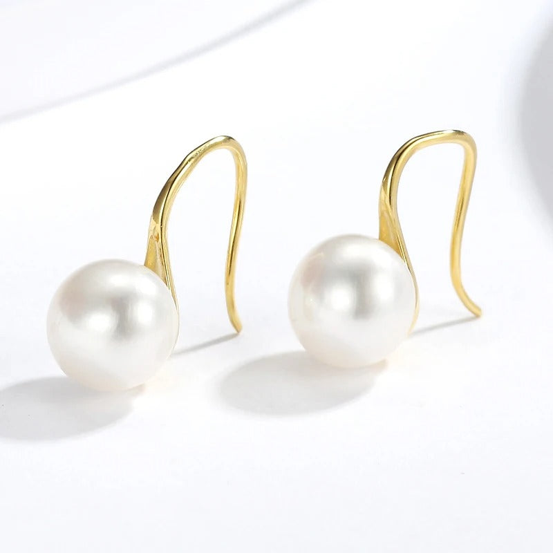 Elegant 8–9mm Cultured Freshwater Pearl Drop Earrings – 925 Sterling Silver Dangle Hooks for Women